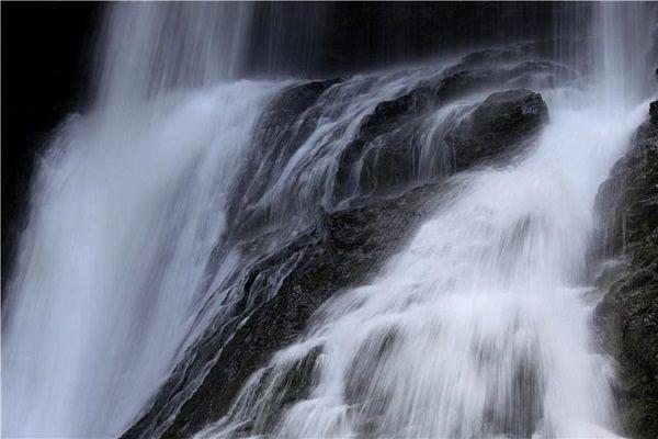 看飞絮吹乱烟雨：宝藏（孟清慈程予桉）已完结，看飞絮吹乱烟雨：宝藏已完结