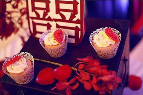 我，终焉暴君，面对怪物只杀不渡高杰,杜善一口气看完_书荒时期必读情感力作高杰,杜善《我，终焉暴君，面对怪物只杀不渡》